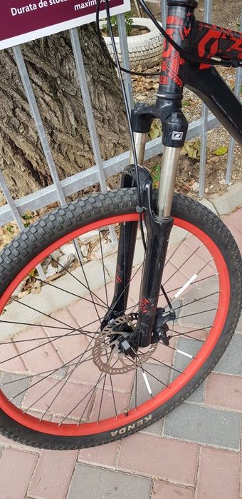 Vand sau schimb bicicletă scott voltage yz30