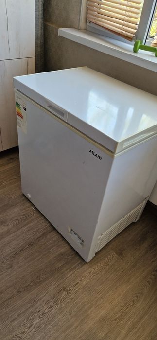 Продам морозильник