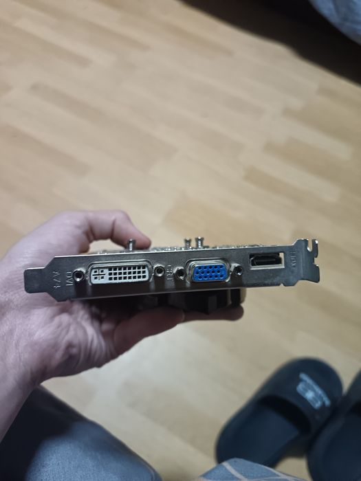 Видеокарта NVIDIA GeForce GT 530 1GB
