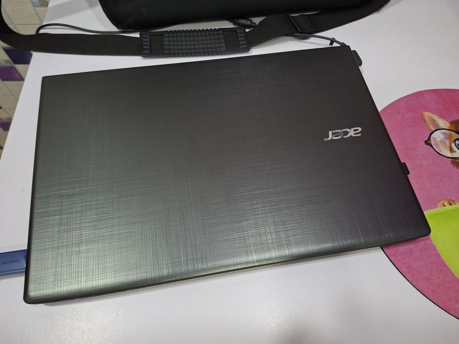Ноутбук acer E5-575G-35GR + сумка в комплекте