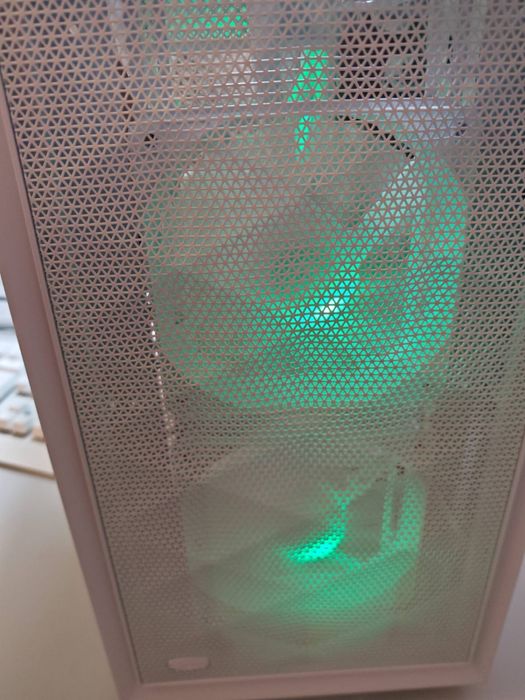 Unitate gaming Ryzen 7 3800X 32gb Ram Nvidia GTX 1080 8GB 1TB SSD