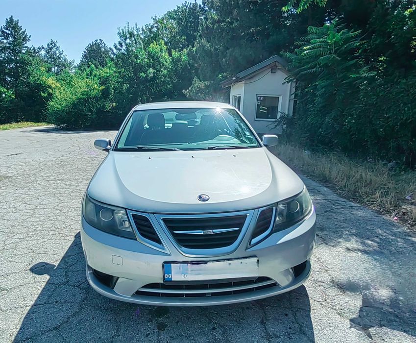 Автомобил Saab 9-3 Vector