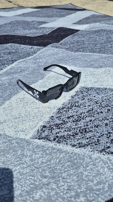 Ochelari de soare Off White Cady negri