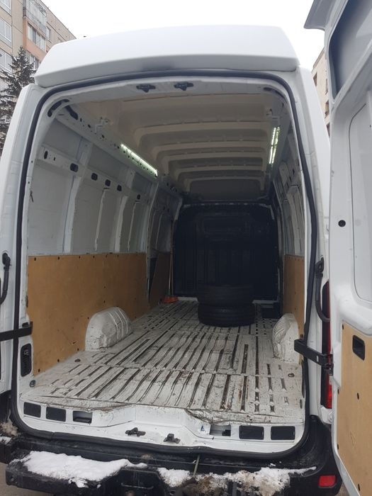 Извършване на транспорт с бус до 3,5 т ,