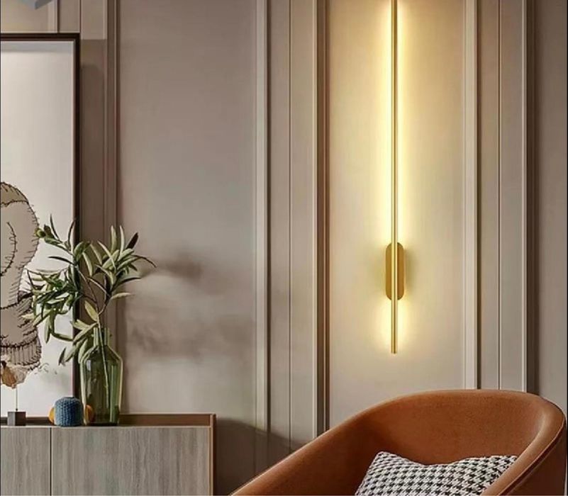 Aplica de perete aurie Led