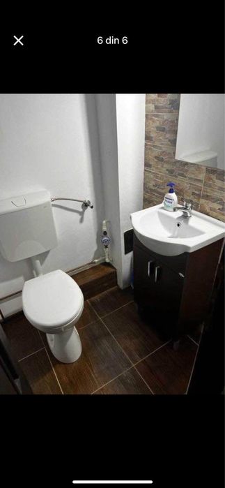 Vand apartament cu 3 camere  decomandat