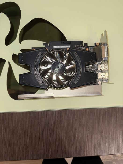 Placă video nVidia GTX 1060 3GB Vram