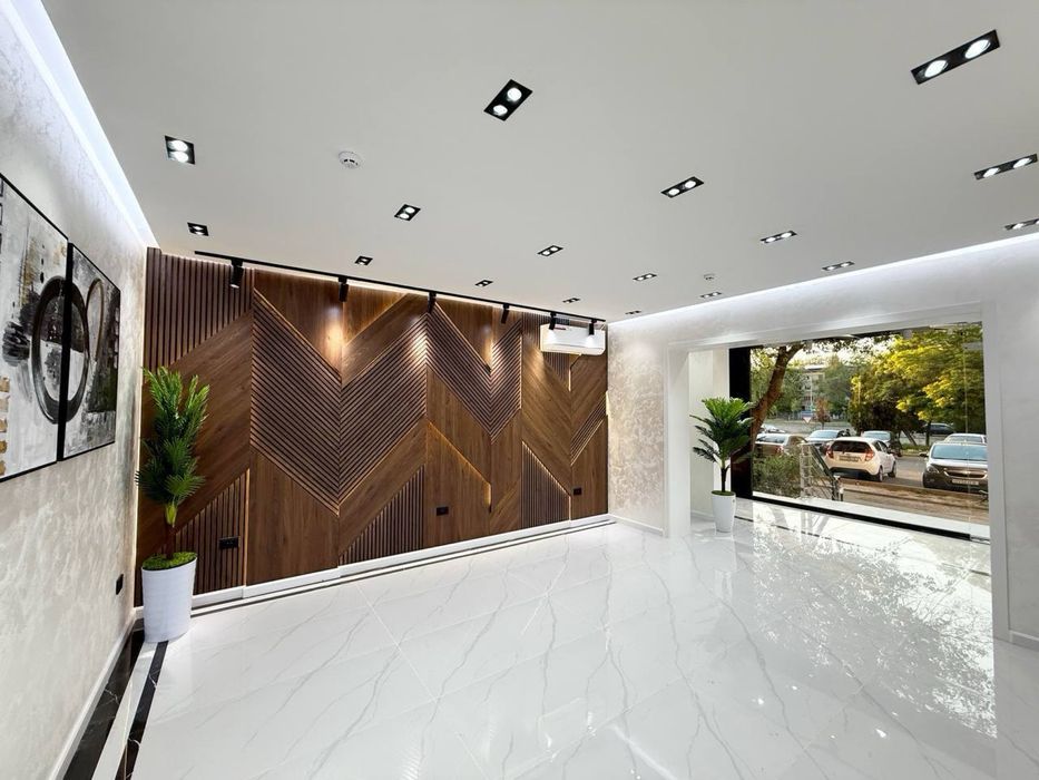 Универсам | Юнусабад - Сдается в аренду помещение вдоль дороги 87м2