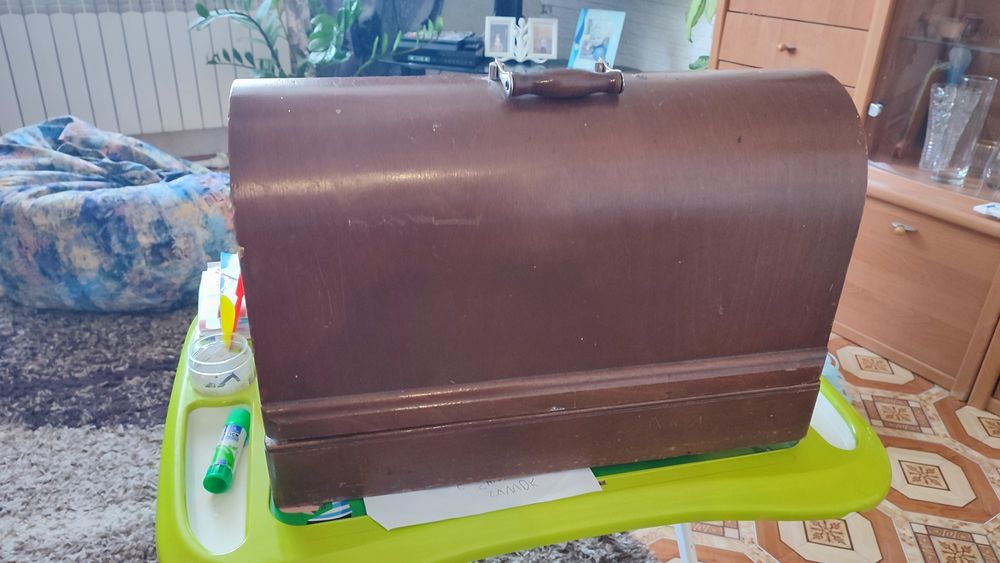 Швейная машинка времён СССР