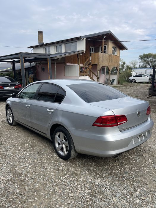 Dezmembrez passat b7 1.6 diesel cayc myp
