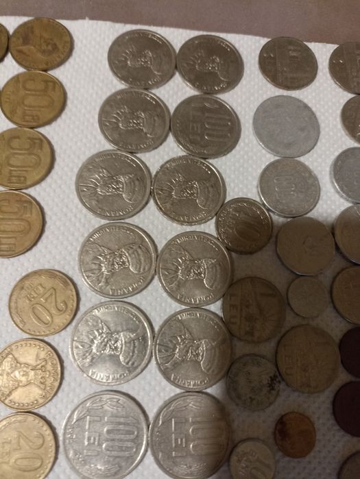 Vând monezi  românești