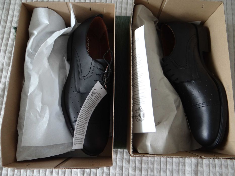 Предлагам чисто нови обувки.