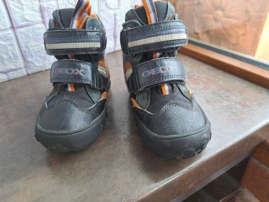 детски ботуши,зимни обувки,боти,апрески,Geox номер26 за момче,геокс
