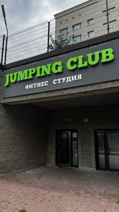 Сдается зал для танцев или фитнеса  85 кв