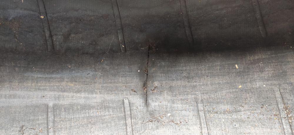 Продам резину б/у 225/85/15