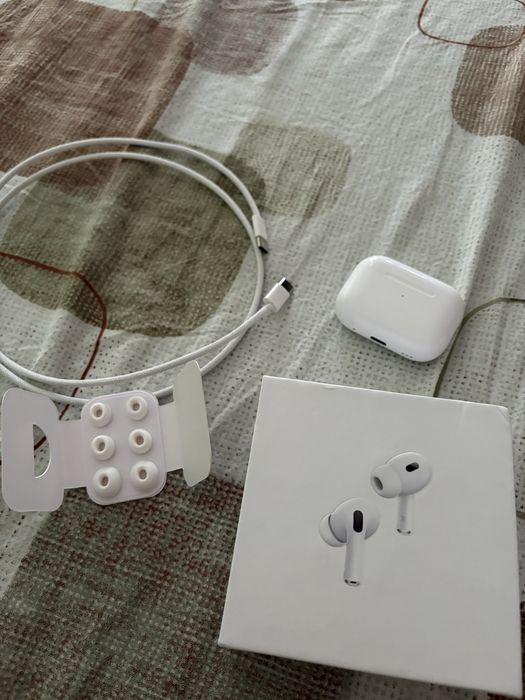 Оригинални Apple AirPods Pro 2