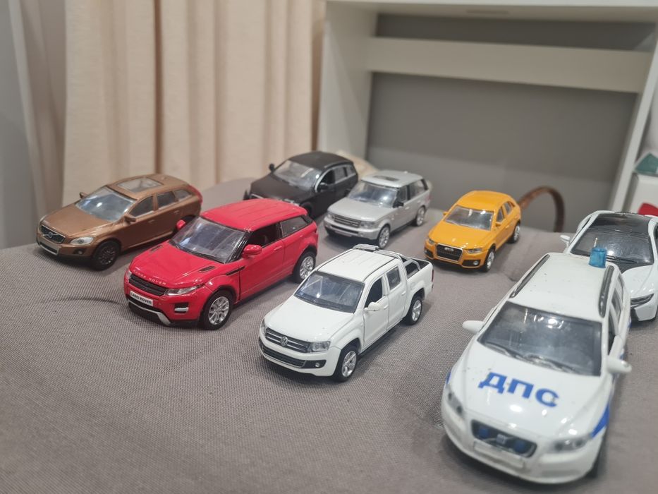 Железные машинки