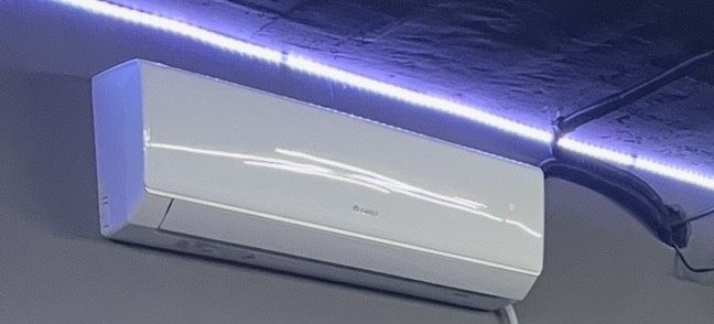 Kondisioner 3,4 oy ishlatilgan holati yeni 24 tali Gree invertor