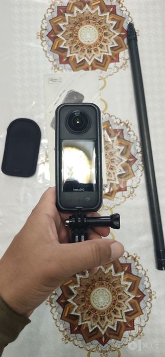Insta 360 X3 + 3m selfi + aksessuarlar