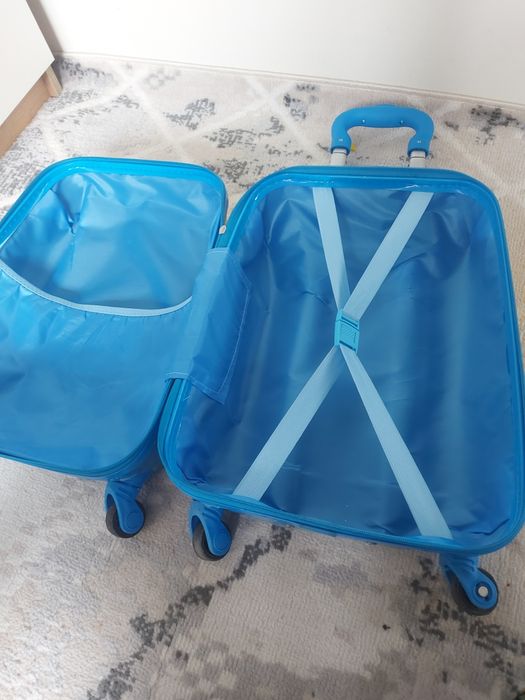 Чемодан детский.