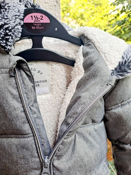 Топло детско якенце George размер 2-3 години