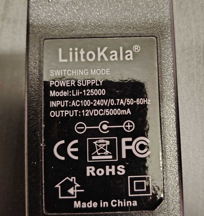 Incarcator tester acumulatori Liitokala LII-600