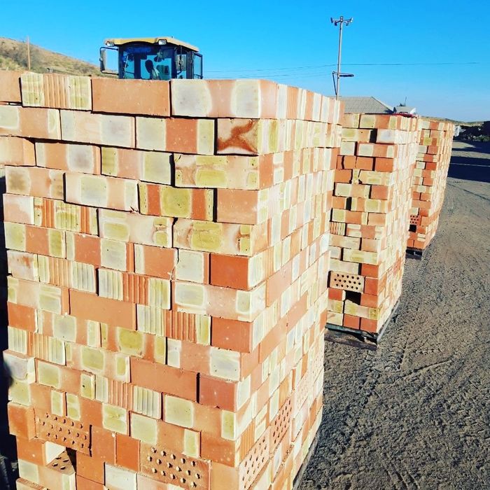 Гишт завод дастафка