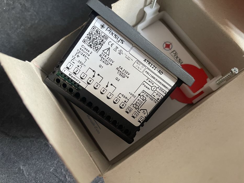 Controler PID ATR121 Pixsys