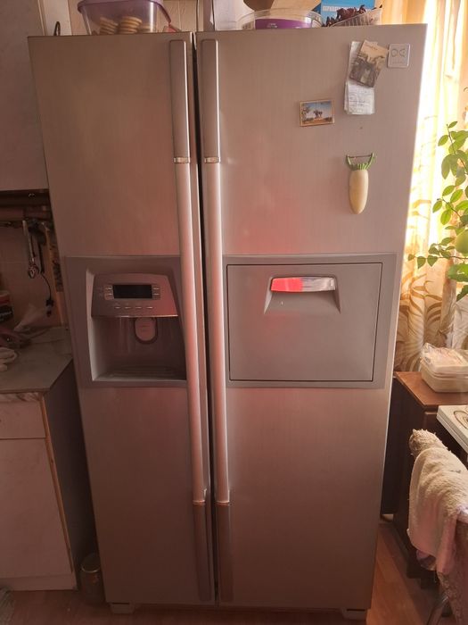 Продам холодильник