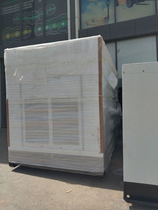 Дизельный генератор 688кВА-500кВт движок, generator dvijok, генератор