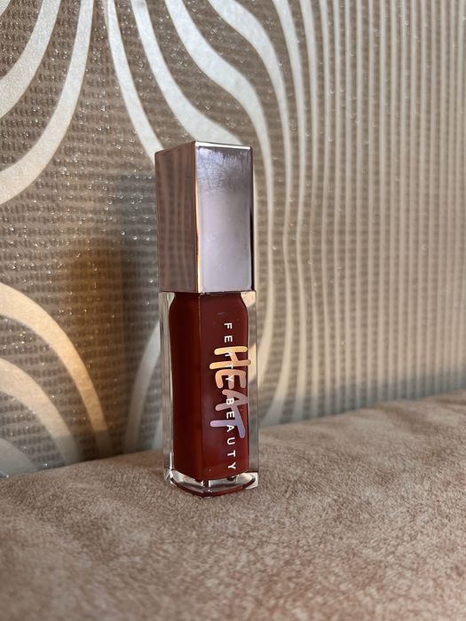 Lipgloss Fenty & Matte Lipstick Huda