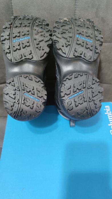 De Vânzare  //  Ghete  Copii  Noi //