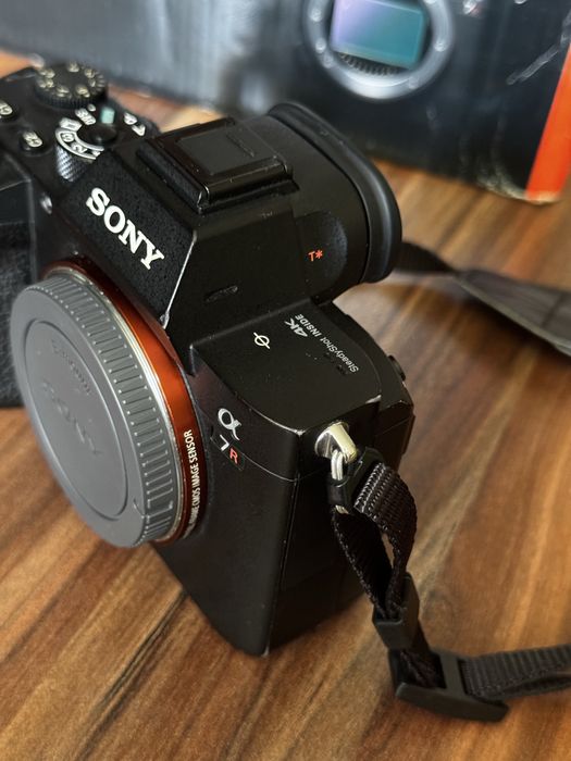 Sony A7R III (ILCE-7RM3) + Cage SmallRig