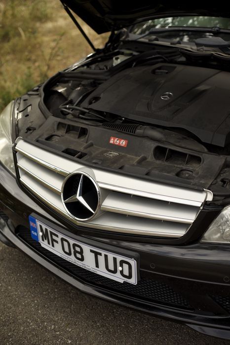 grila frontala bara fata capota mercedes c w204 aripa capota haion usa