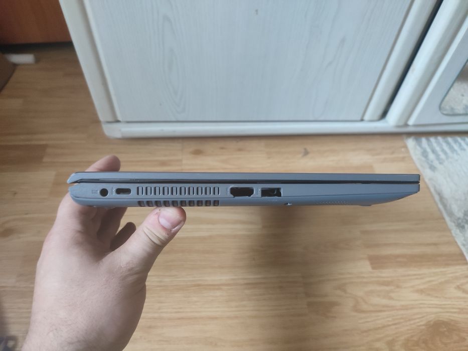 Carcasa Completa + Tastatura OK - Asus R521U