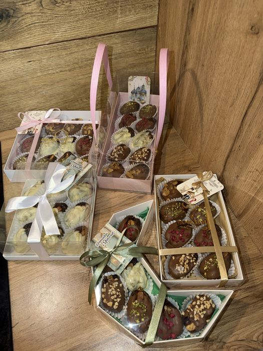 Финики в шоколаде