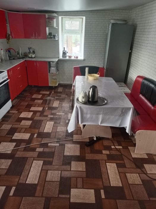 Продаю дом в центре города срочно