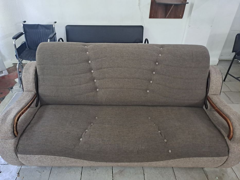 Joyida gilam va mebil yuvish xizmati