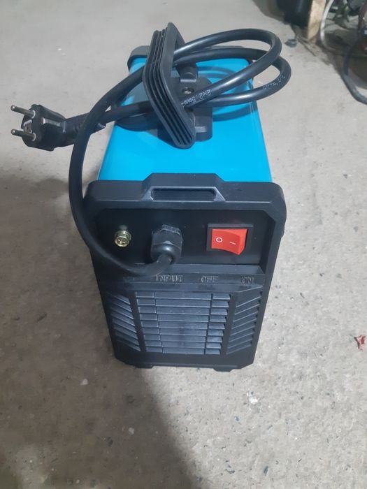 Makita MMA-380 svarka aparati sotiladi