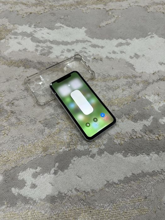 Продам iPhone XR 128GB!