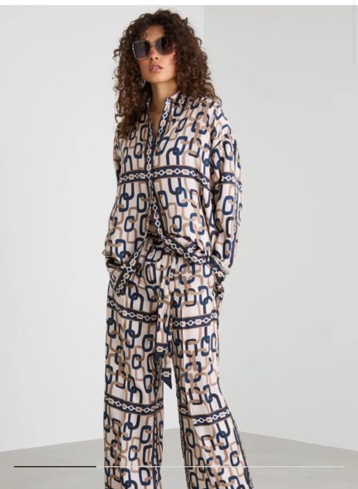 Шелковый костюм Макс мара