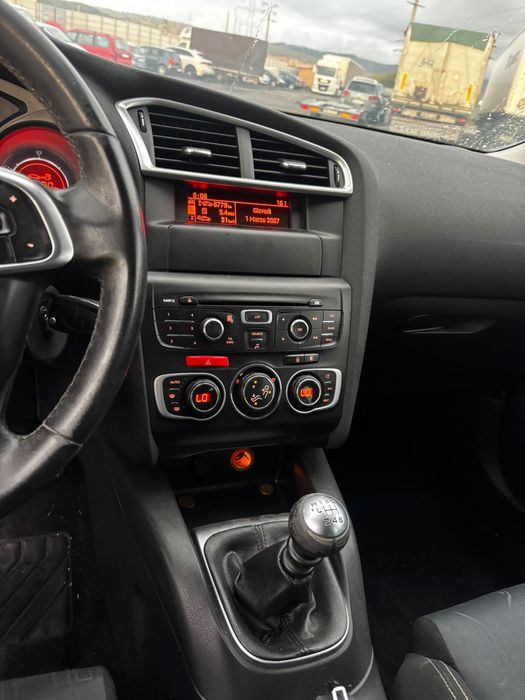 CITROËN C4 2012 — imagine 4