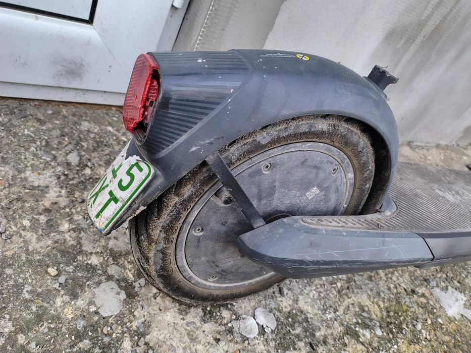 Електрическа тротинетка Segway-Ninebot E2 Pro