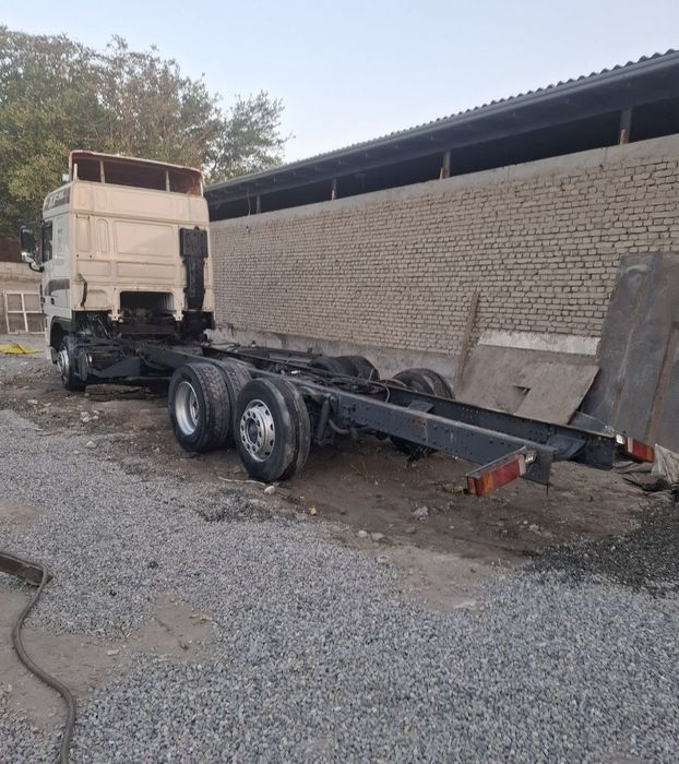 DAF  Сотилади Йили 2011