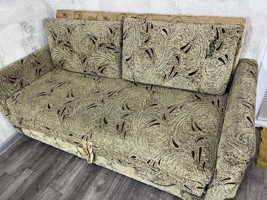 Диван-кровать, раскладной.