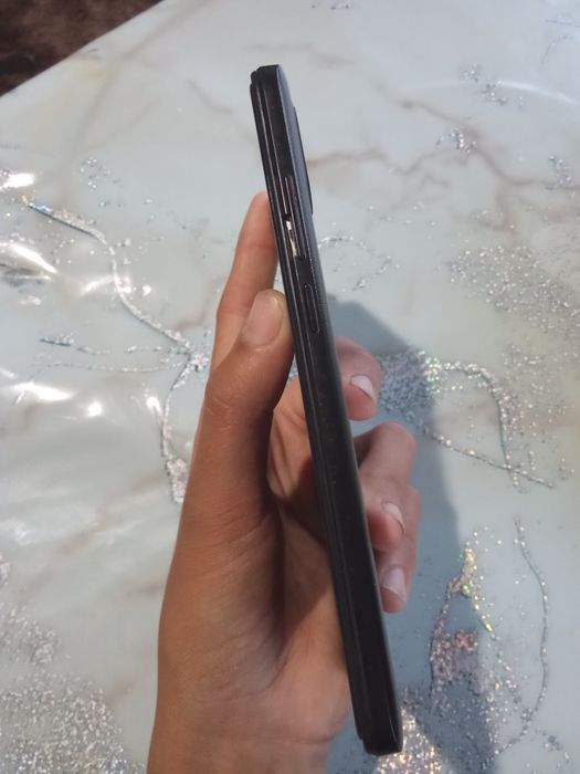 Redmi A2+ ұялы телефоны