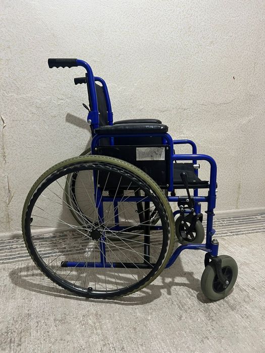 Инвалидная коляска