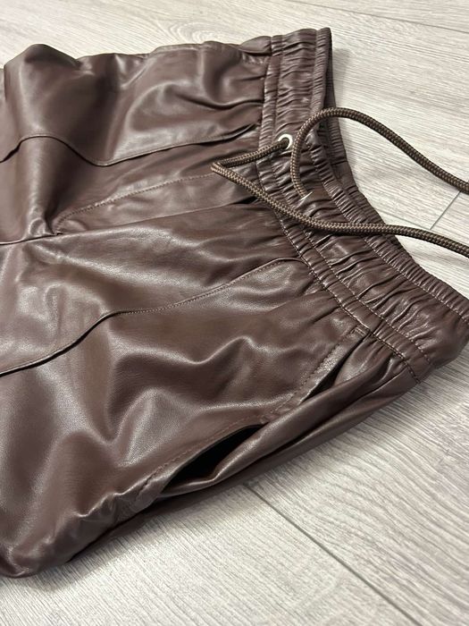 Дамски кожен панталон