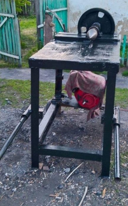 Продам дровокол 7 л.с.