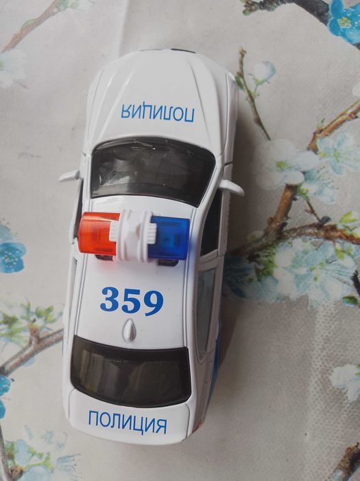 Малки полицейски коли